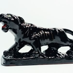 Vintage Black Cougar Panther 8"Long Redware